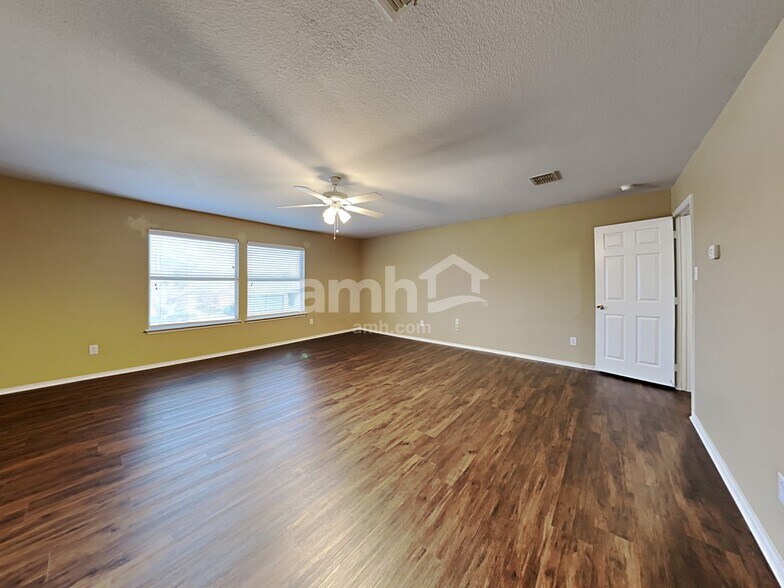 Building Photo - 2909 Kimbrough Ln