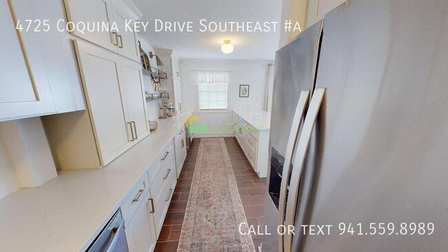 Building Photo - 4725 Coquina Key Dr SE