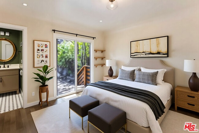 Building Photo - 6208 Hayes Ave