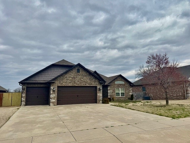 Building Photo - 209 Pebble Beach Dr