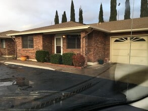 Building Photo - 255 S 200 E