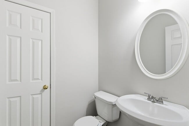 Building Photo - !!!MOVE-IN SPECIAL!!! Enjoy $1,200 FREE RENT when you lease with us! Apply today before this offe...