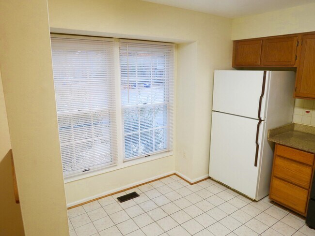 Building Photo - 13671 Cedar Creek Ln