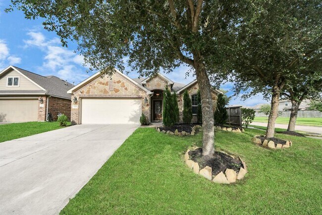 Building Photo - 2439 Dark Elm Dr