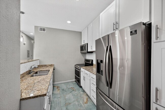Building Photo - Charming 2BR Condo in Arvada