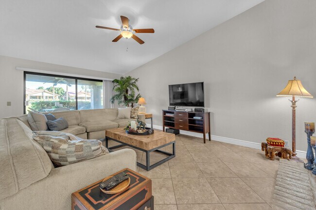 Building Photo - 168 Cam Arroyo S