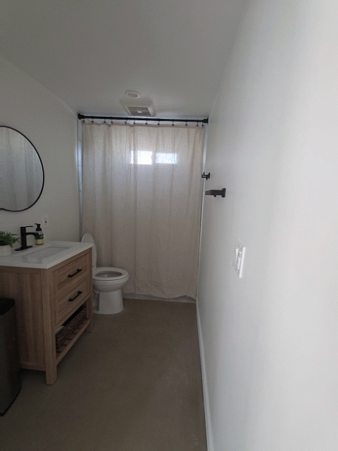 Building Photo - 844 W 148th Pl