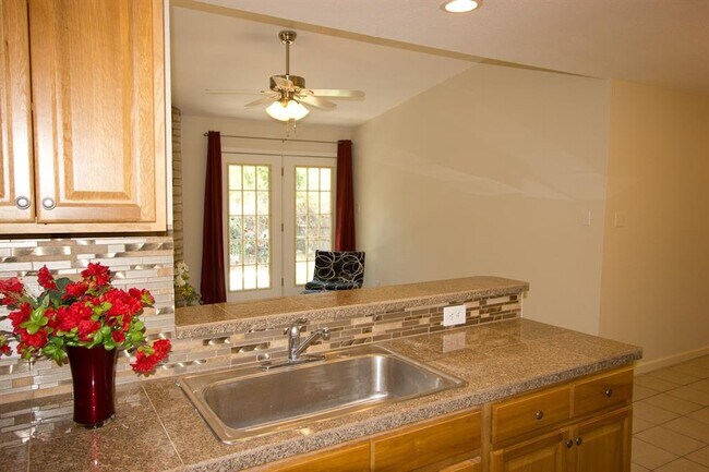 Building Photo - 5013 Cape Verde Cove