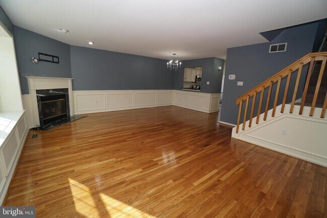 Building Photo - 2000 Harvard Dr