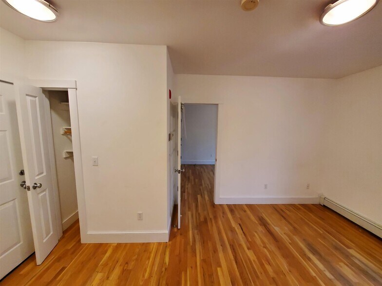 Building Photo - 426 Norfolk St