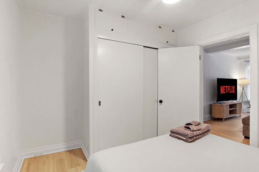 Building Photo - 1516 Lee St