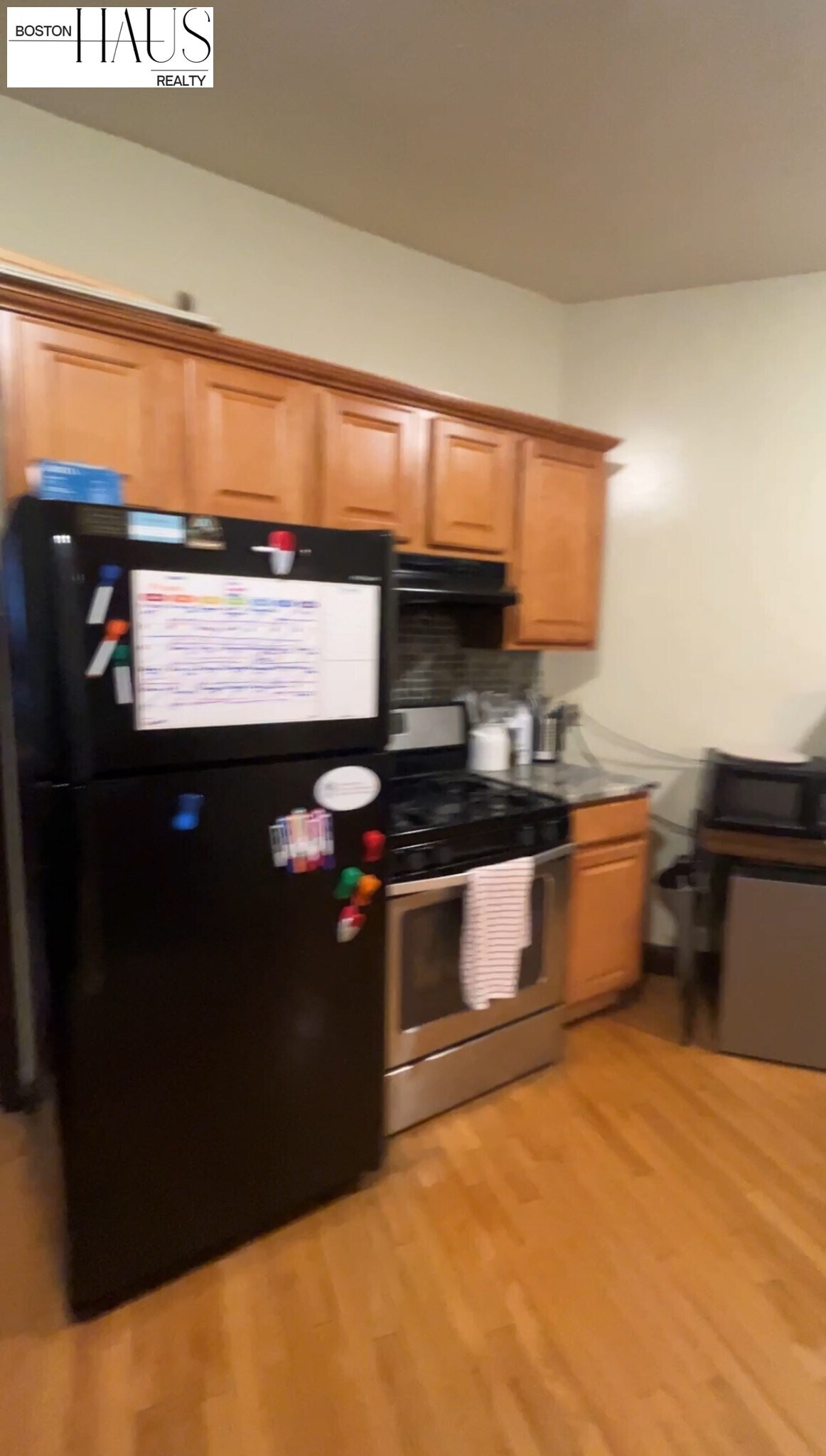 Building Photo - 185 Park St