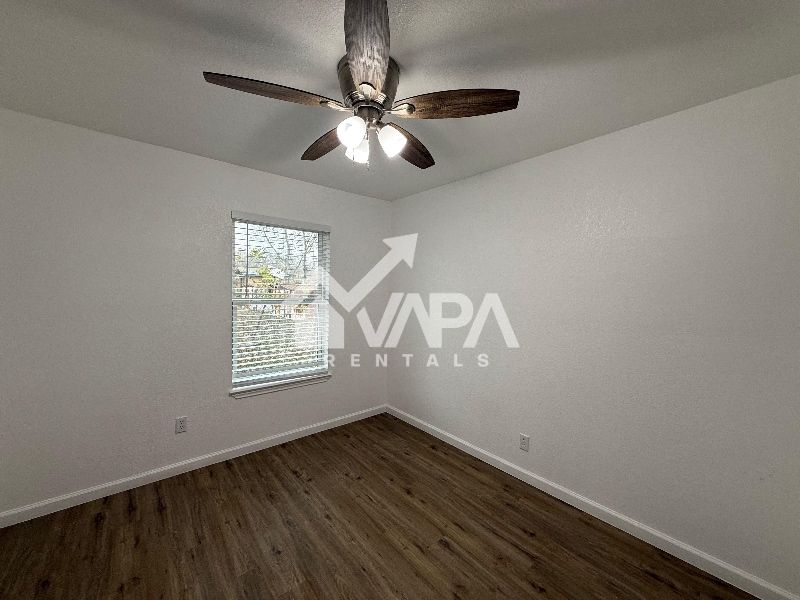 Building Photo - 174 Daytona Dr