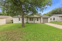 Building Photo - 611 Crane Dr