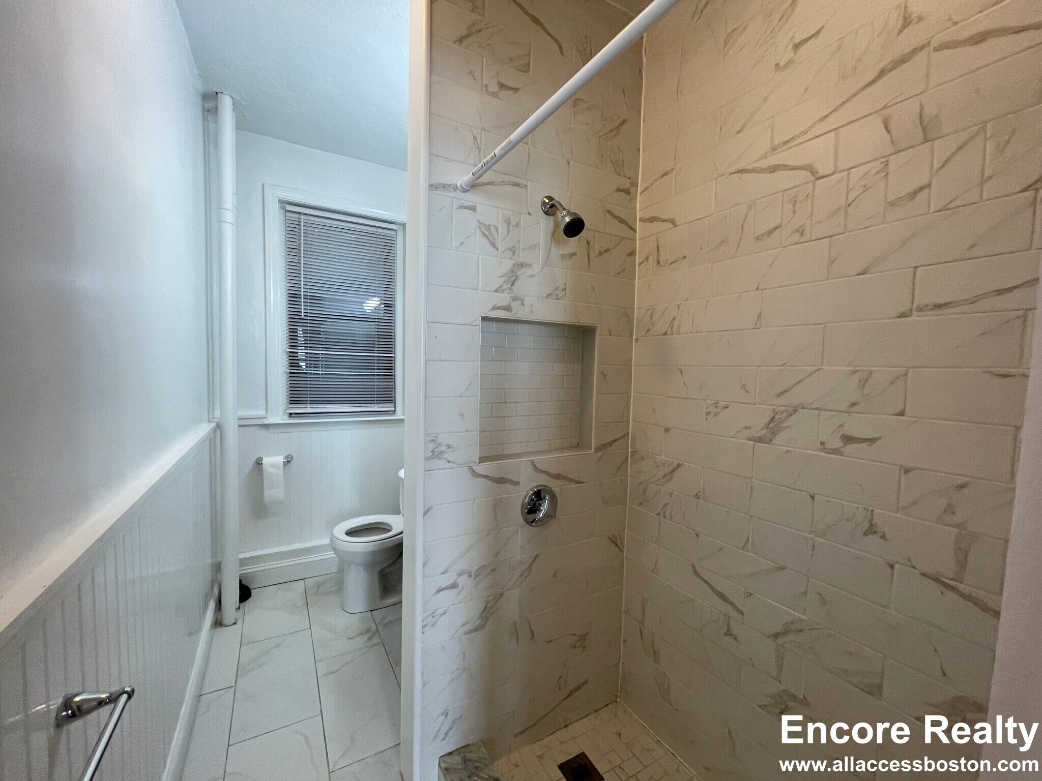 Building Photo - 19 Peterborough St