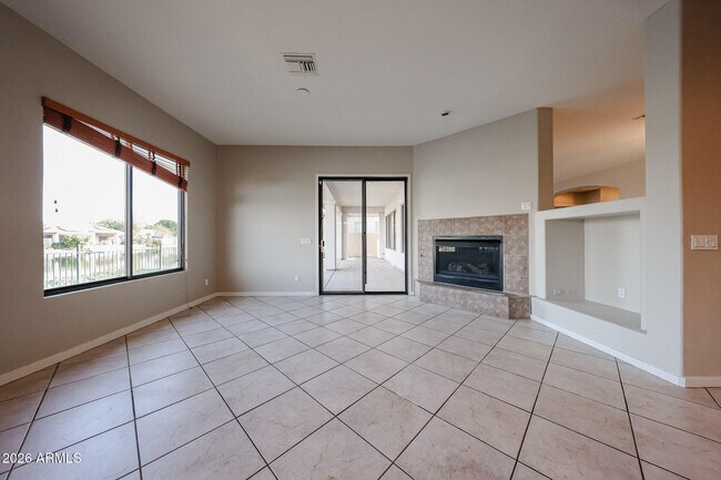 Building Photo - 1710 W Bartlett Way