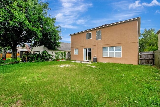 Building Photo - 6767 Waterton Dr