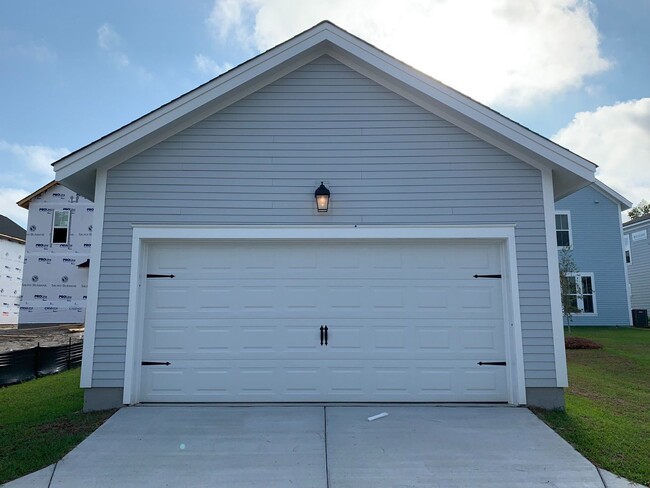 Building Photo - Like New Home in Nexton - Summerville