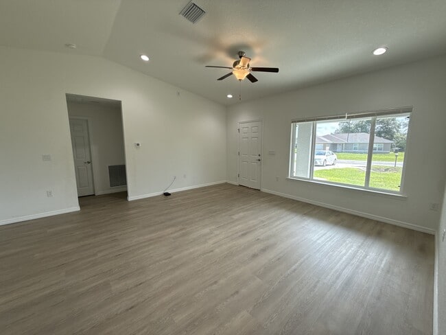 Building Photo - 22 Malauka Cir Ln