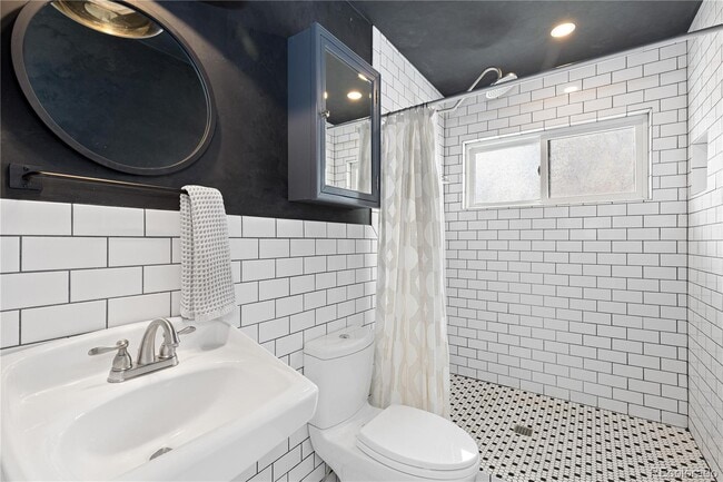 Building Photo - 49 S Hazel Ct