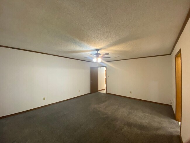 Building Photo - Brownlee Estates