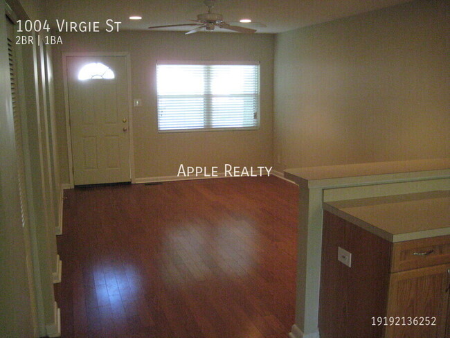 Building Photo - 1004 Virgie St