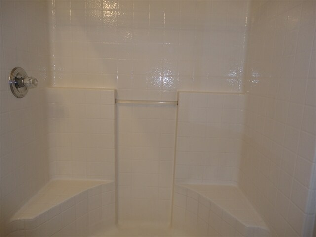 Building Photo - 18131 Birdwater Dr