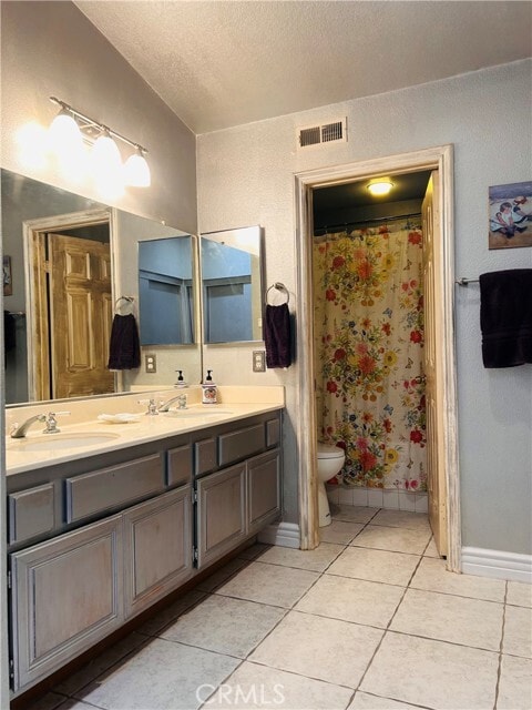 Building Photo - 1908 E Calico Dr