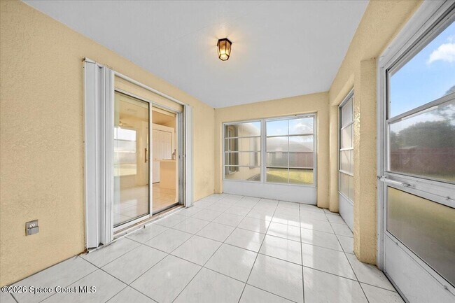 Building Photo - 171 Americana Blvd NE