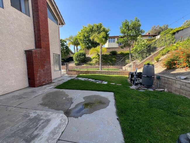 Building Photo - Orange - 4 Bed House for Lease - Pool & Spa - 3 Car. Gar.