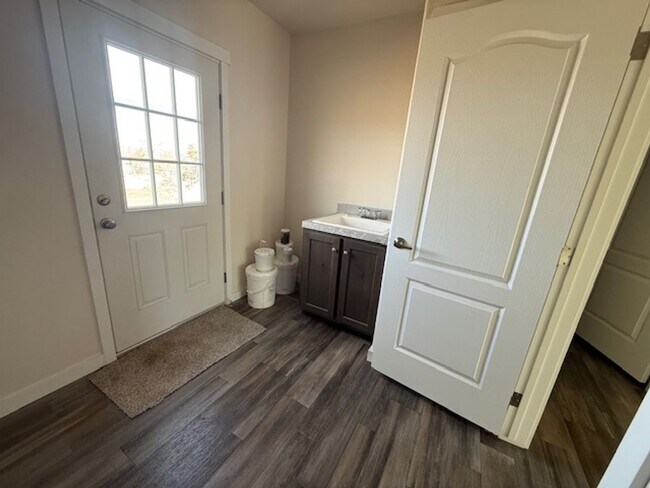 Building Photo - Brand New Manufactured Home on 1.5 Acres!