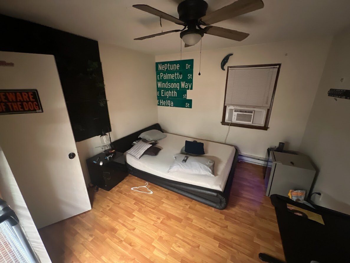 Bedroom 3 (smallest bedroom) - 945 Hodges Gap Rd
