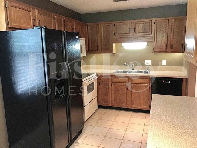 Building Photo - 10812 Carrington Ct