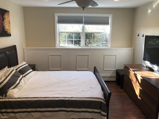 Building Photo - 1 br, 1 bath Condo - Northgate Gardens