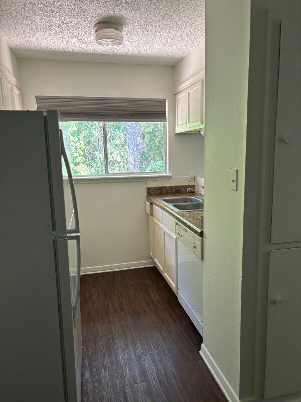 Building Photo - 2906 Sweeney Ln