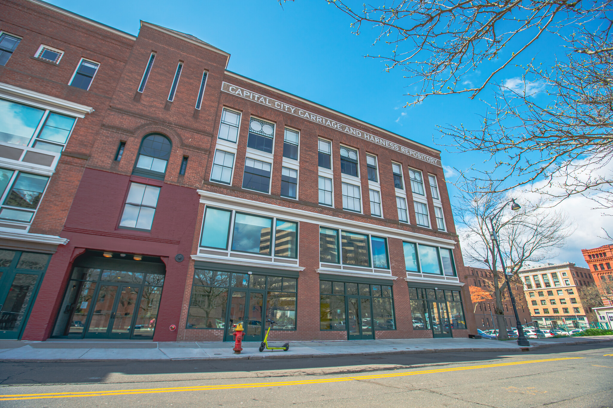 Building Photo - 100 Allyn St