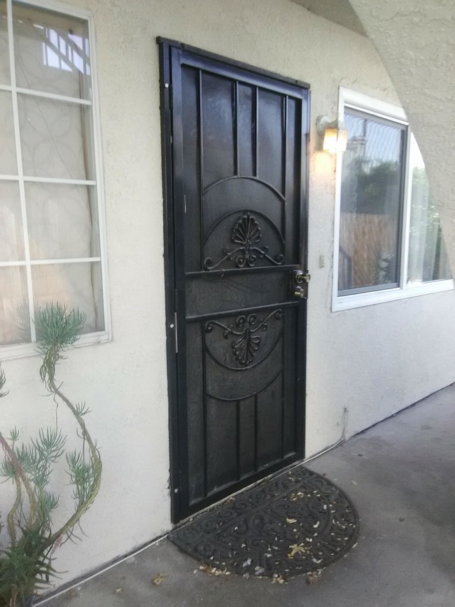 Entrance to Apartment 3 - 2106 S Ridgeley Dr