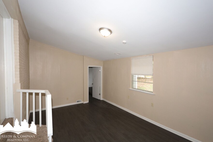 Building Photo - 3223 Boone St