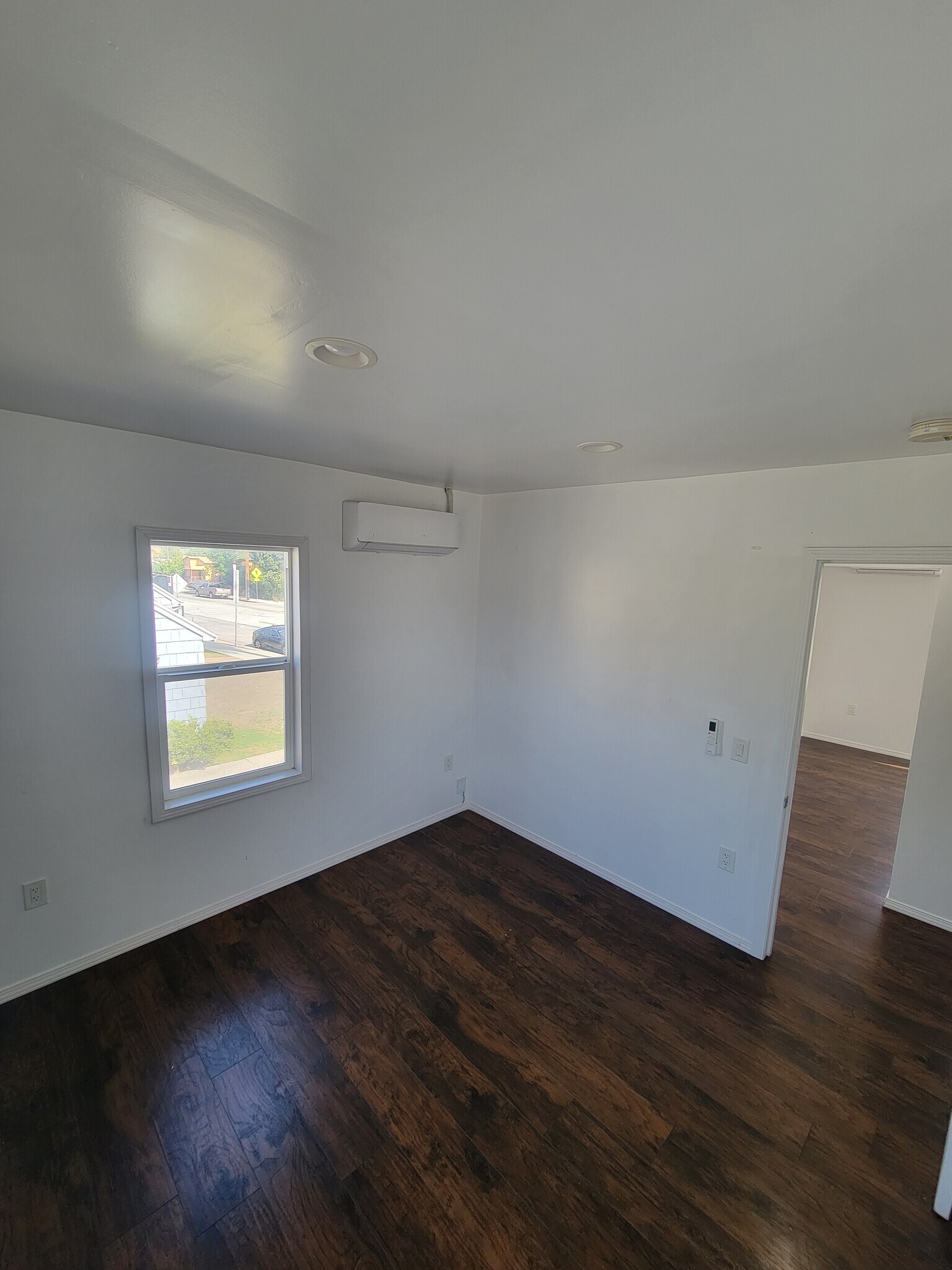 Building Photo - 7611 Seville Ave