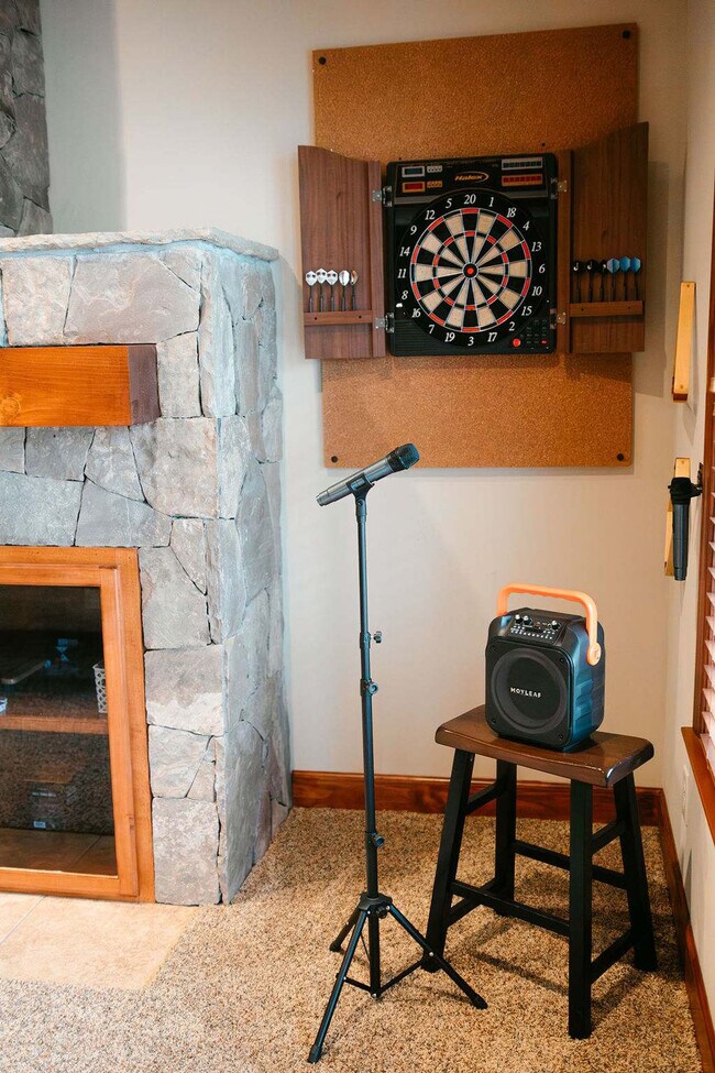 Building Photo - 357 Wilfar Strasse