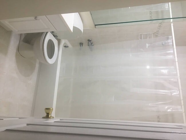 Building Photo - 249 Warwick Ave