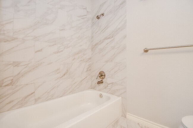 Building Photo - 8085 El Mundo St