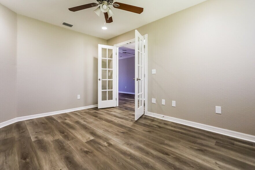 Building Photo - 8746 Fort Socrum Village Pl