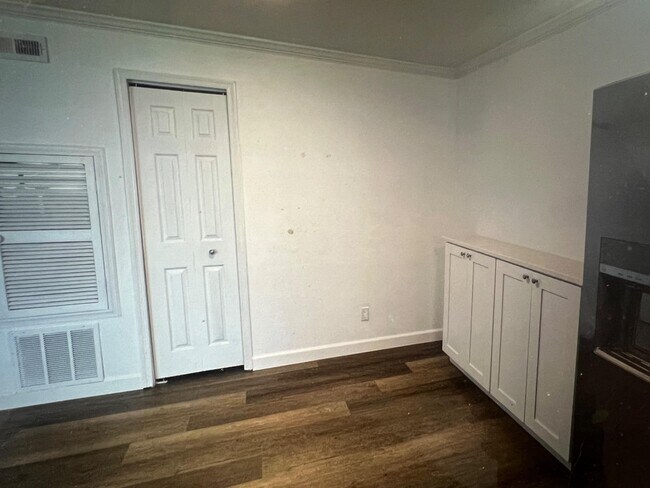 Building Photo - 1113 Huntmaster Terrace NE