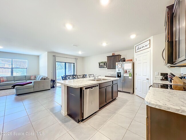 Building Photo - 1839 Morely Dr