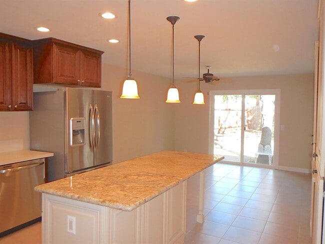 Building Photo - 3951 Hillsborough Rd