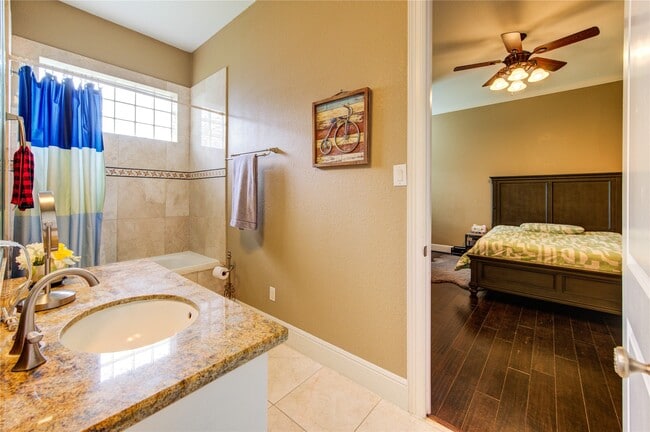 Building Photo - 5942 Sagamore Bay Ln