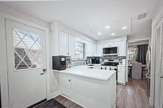 Building Photo - 9252 San Jose Blvd