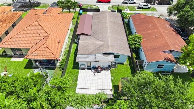 Building Photo - 40 NW 119th St