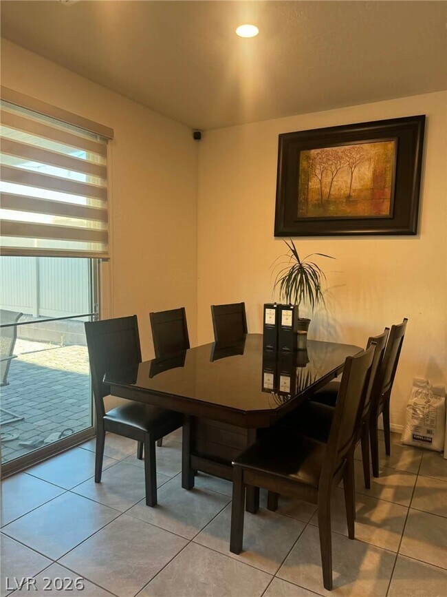 Building Photo - 7007 Feather Hl St